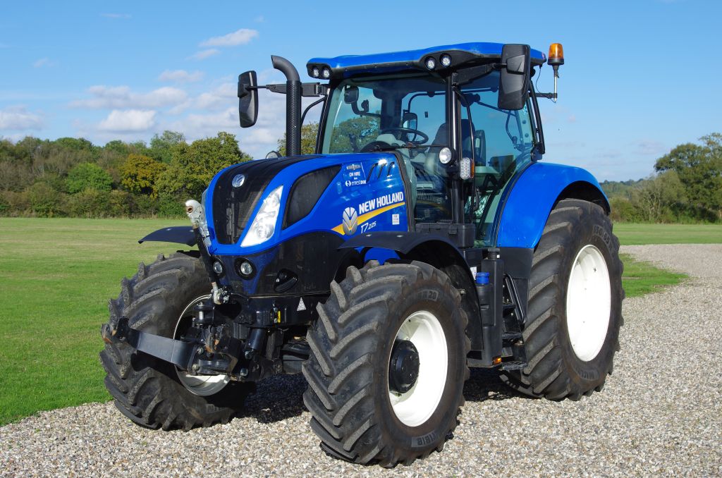 New Holland T7.225AC