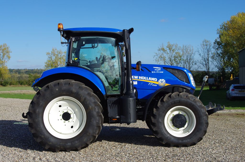 New Holland T7.225AC