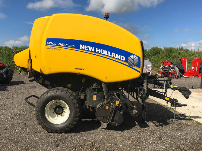 New Holland Roll Bale 150 Superfeed