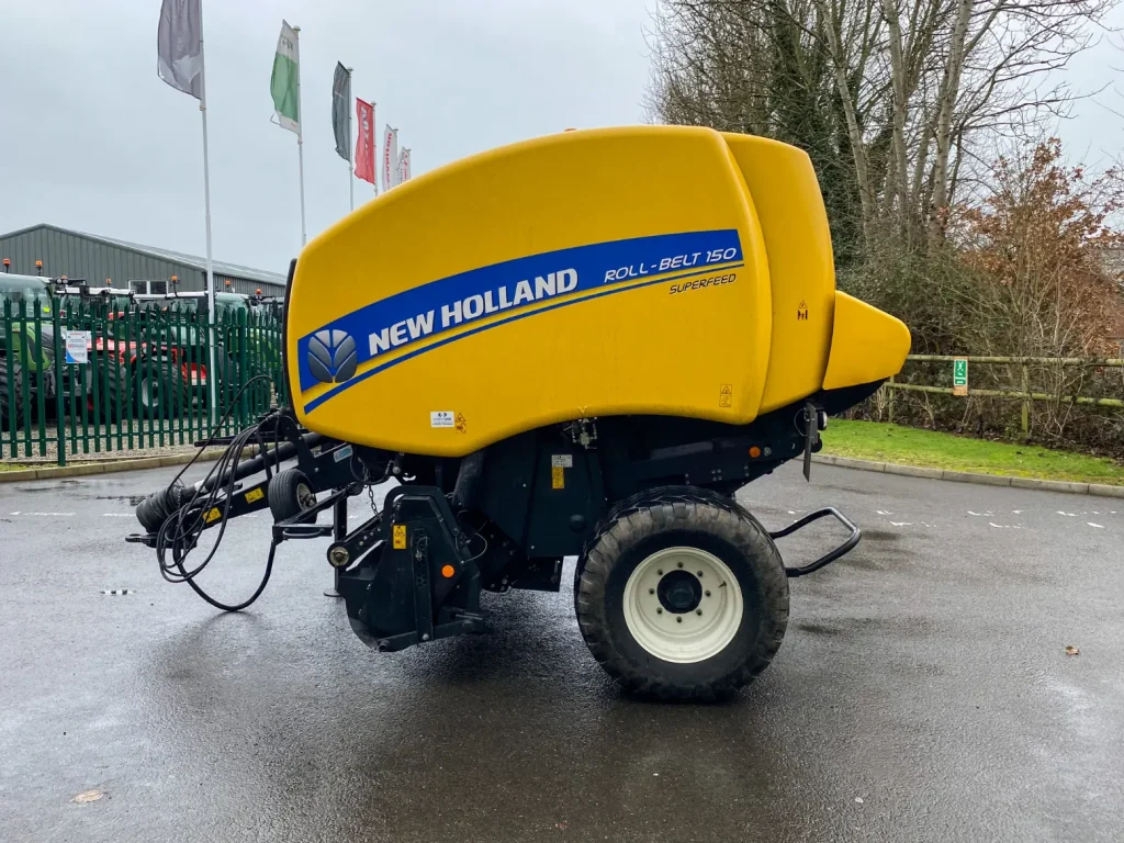 New Holland Roll Belt 150 Super Feed