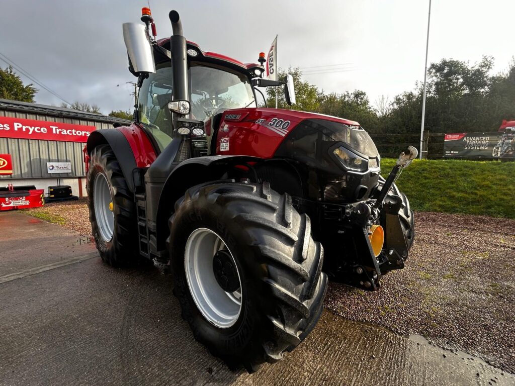 Case IH Optum CVX300