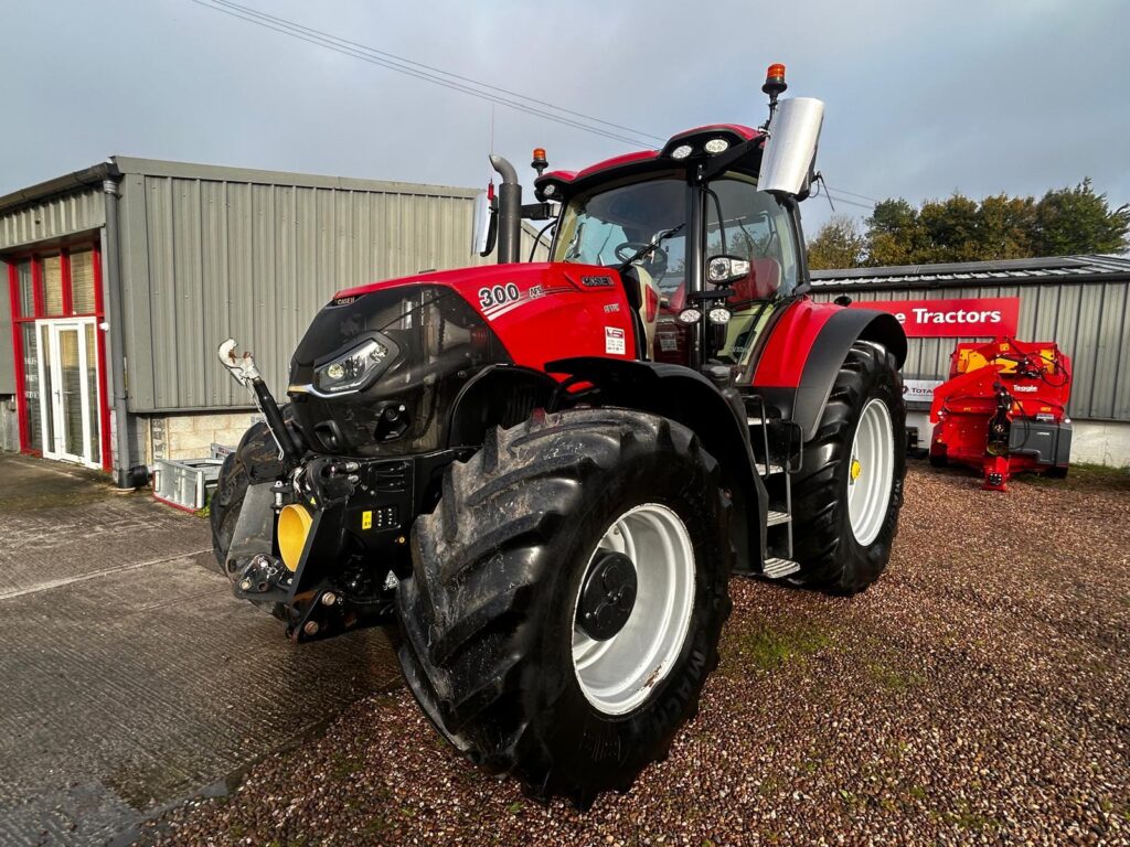 Case IH Optum CVX300