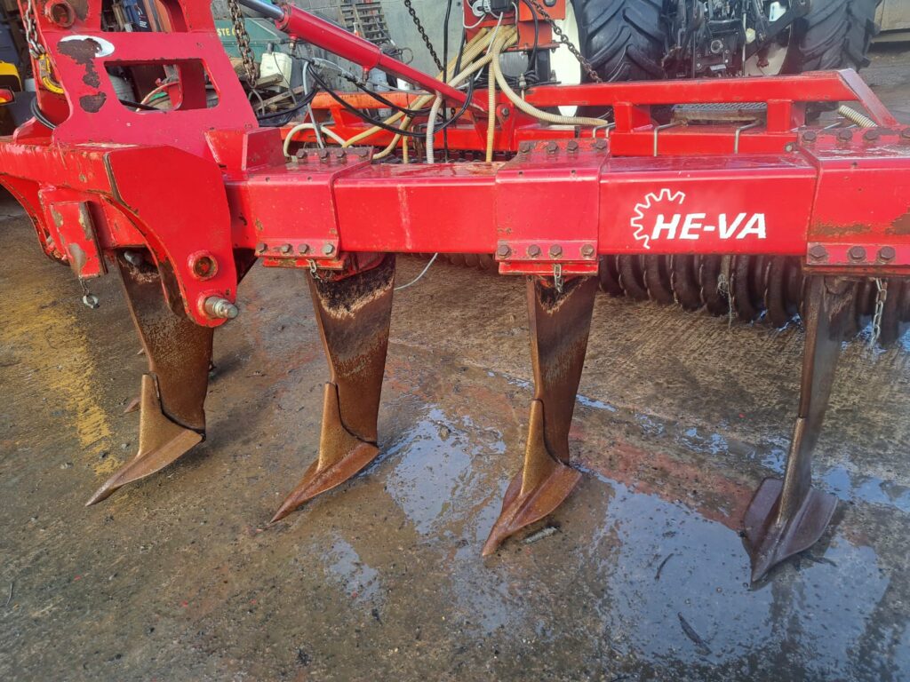 HE-VA 4M SUBSOILER C/W SEEDER BOX