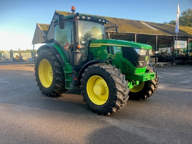 John Deere 6R 165