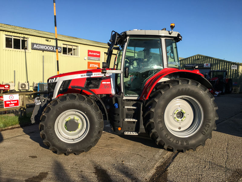 Massey Ferguson 6S.165 Dyna 6