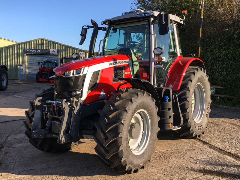 Massey Ferguson 6S.165 Dyna 6