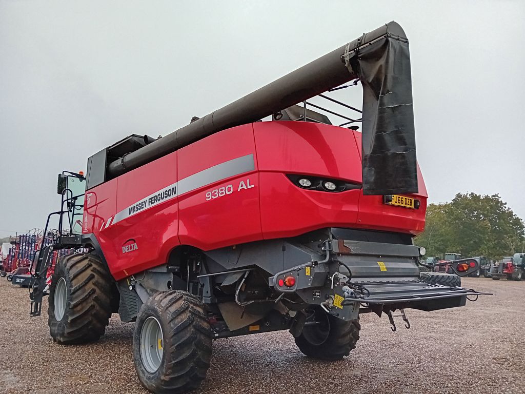 Massey Ferguson DELTA 9380