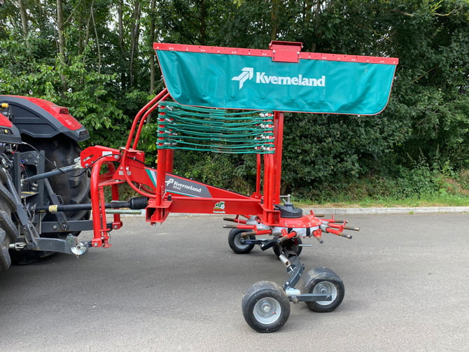 Kverneland 9542 Single Rake