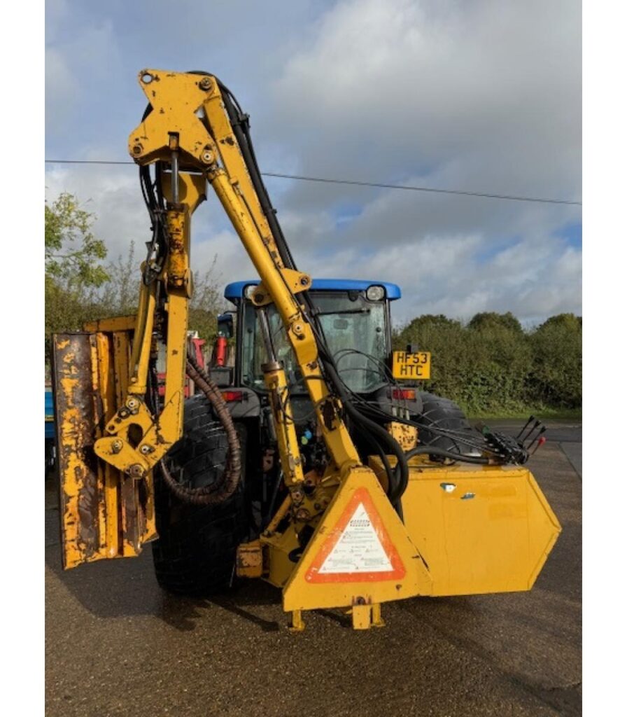 Bomford B498 T Hedgecutter