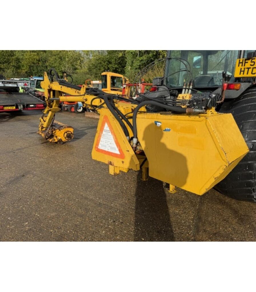 Bomford B498 T Hedgecutter