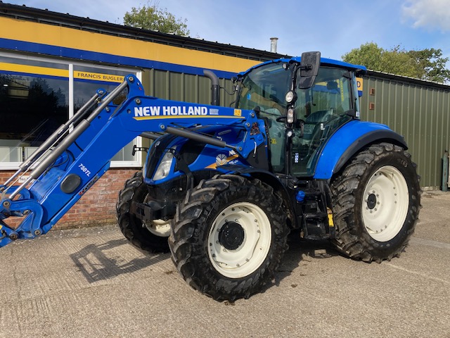 NEW HOLLAND T5.120 EC TRACTOR & LOADER