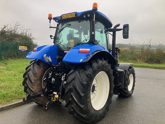 NEW HOLLAND T7.210 PC CL TRACTOR