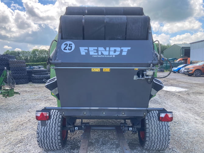 Fendt 4160V Baler