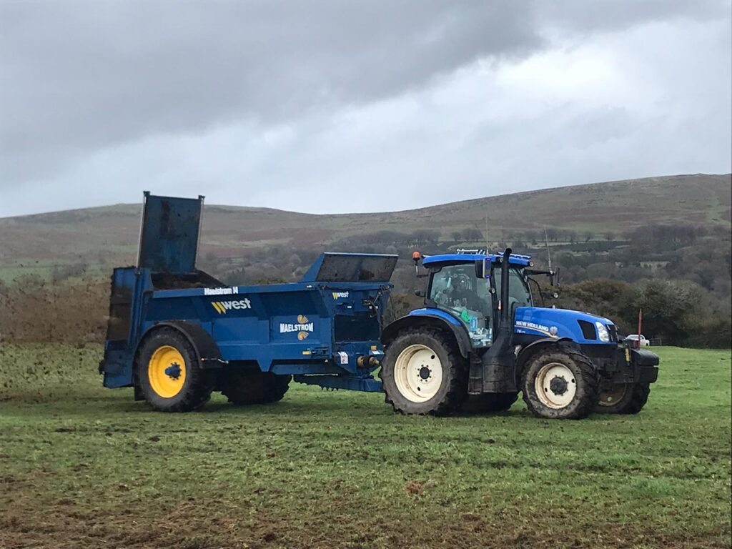 Harry West Rear Discharge Muck Spreader