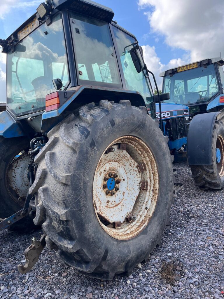 FORD 8340 TRACTOR