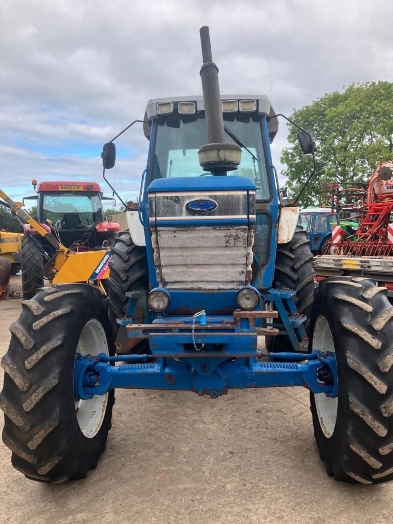 FORD 7710 SQ CAB TRACTOR