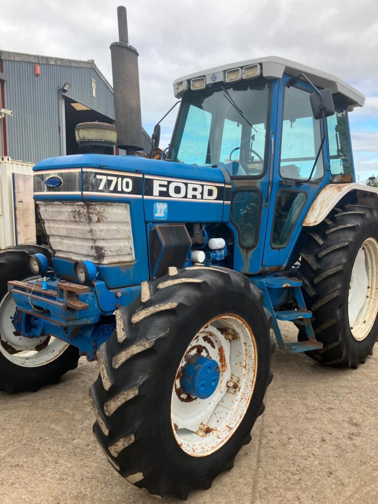 FORD 7710 SQ CAB TRACTOR