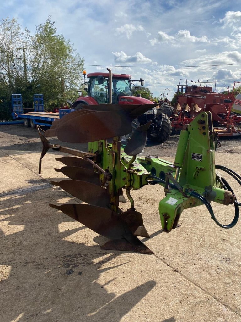 DOWDESWELL DP100S 4 FURROW PLOUGH