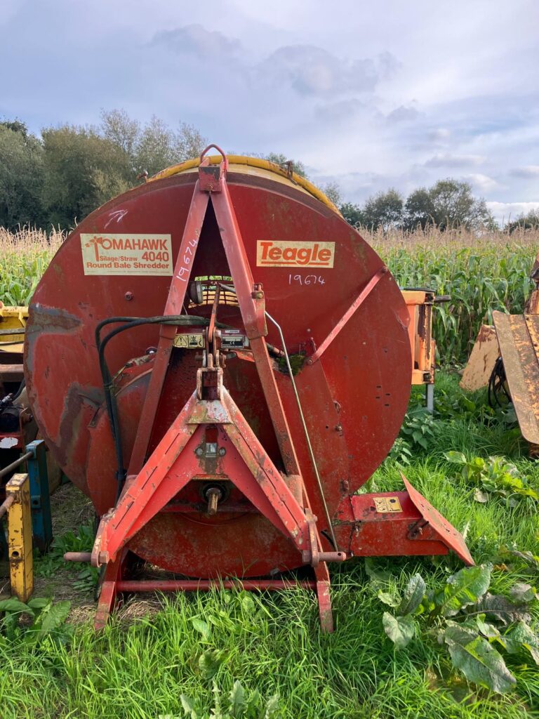 TEAGLE TOMAHAWK 4040 STRAW/SILAGE CHOPPER