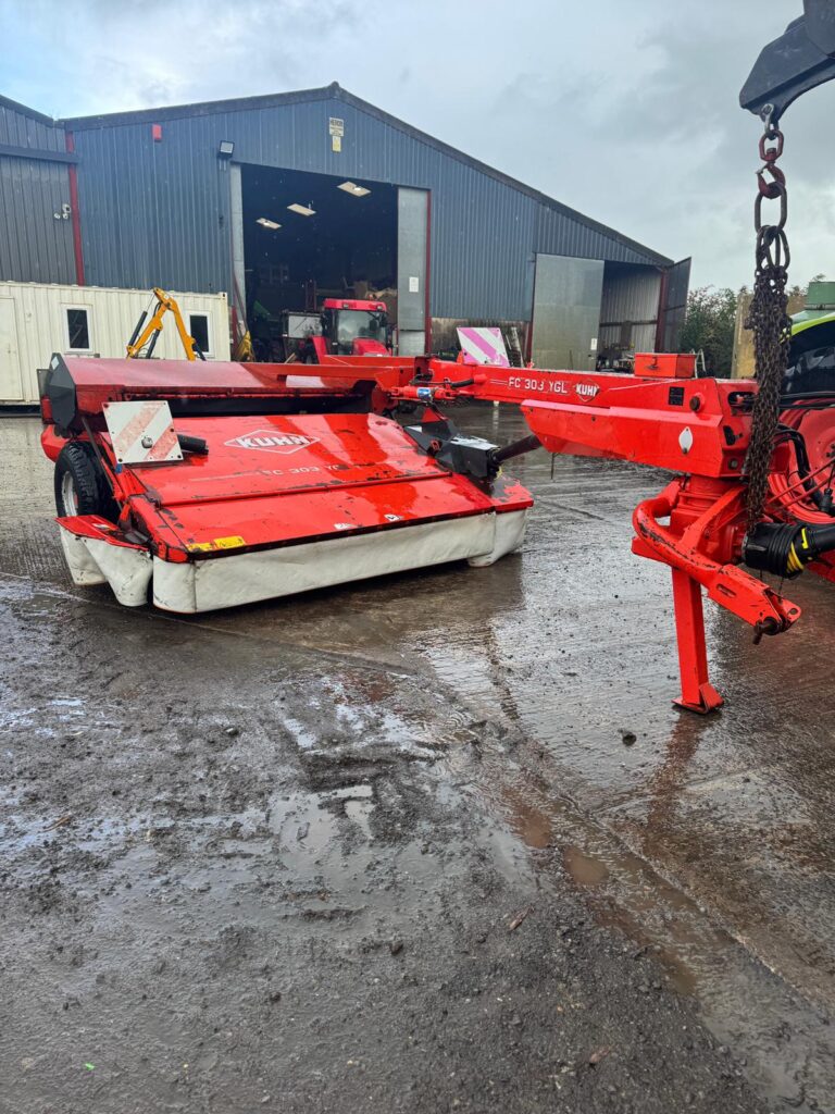 KUHN FC303 MOWER