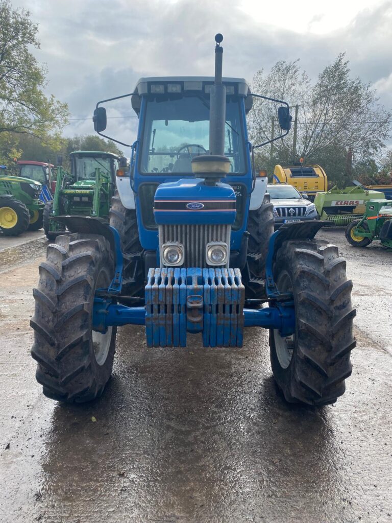 FORD 7810 TRACTOR