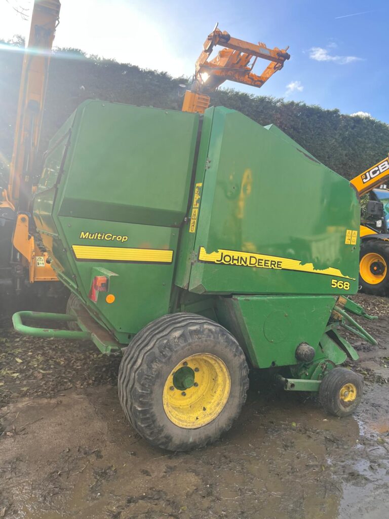 JOHN DEERE 568 MULTI-CROP BALER