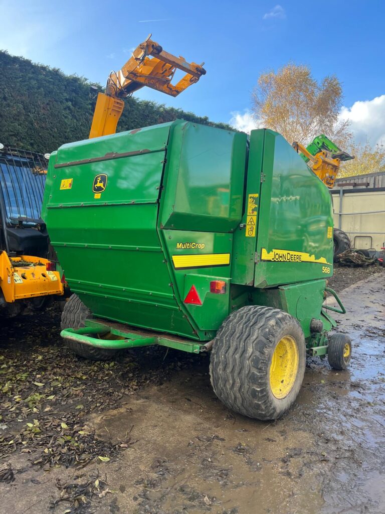 JOHN DEERE 568 MULTI-CROP BALER