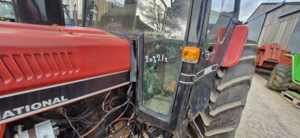 CASE IH 585XL TRACTOR