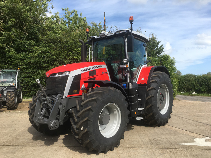 Massey Ferguson 8S.305 Dyna VT