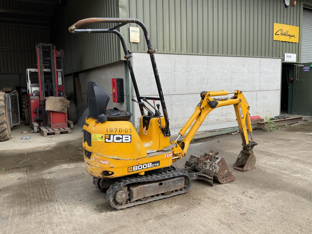 JCB 8008 CTS