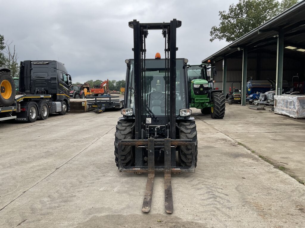 MANITOU MC30-4