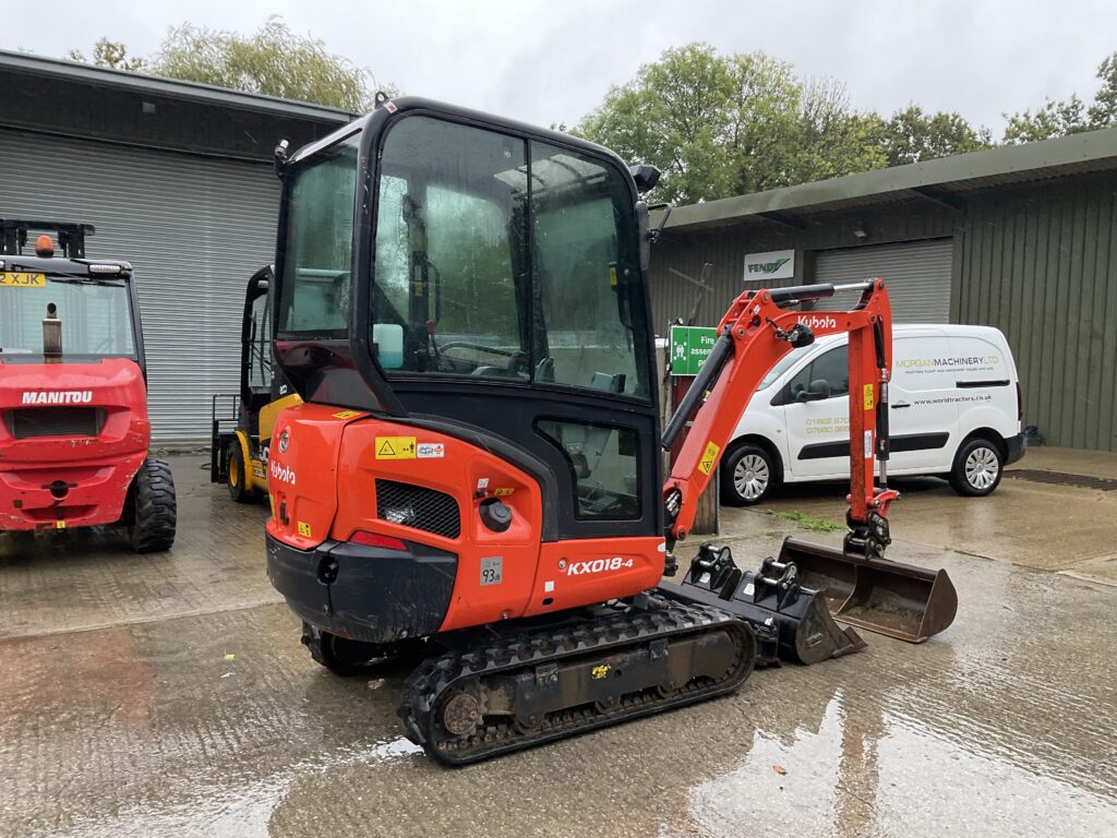 KUBOTA KX018-4