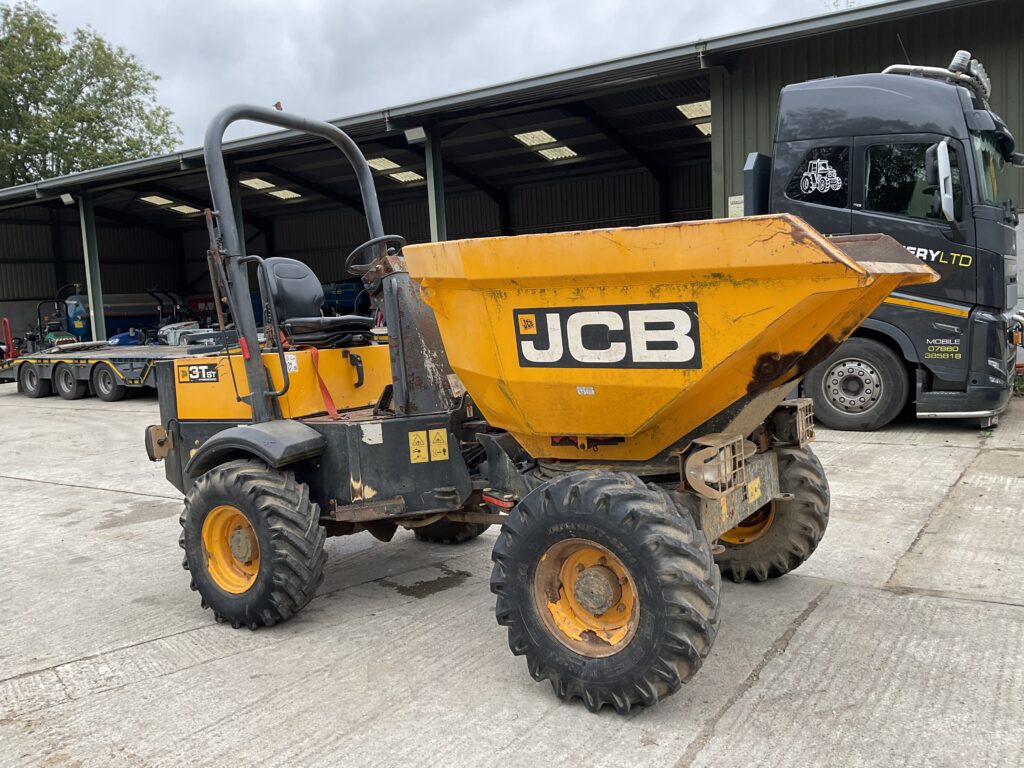 JCB 3TST