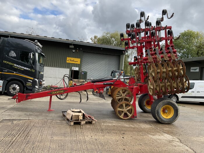 VADERSTAD REXIUS TWIN 450