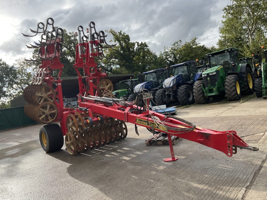 VADERSTAD REXIUS TWIN 450