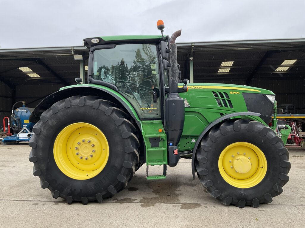 JOHN DEERE 6215R PREMIUM EDITION