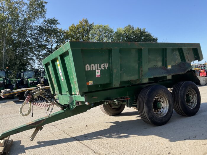 BAILEY 14T DUMP TRAILER