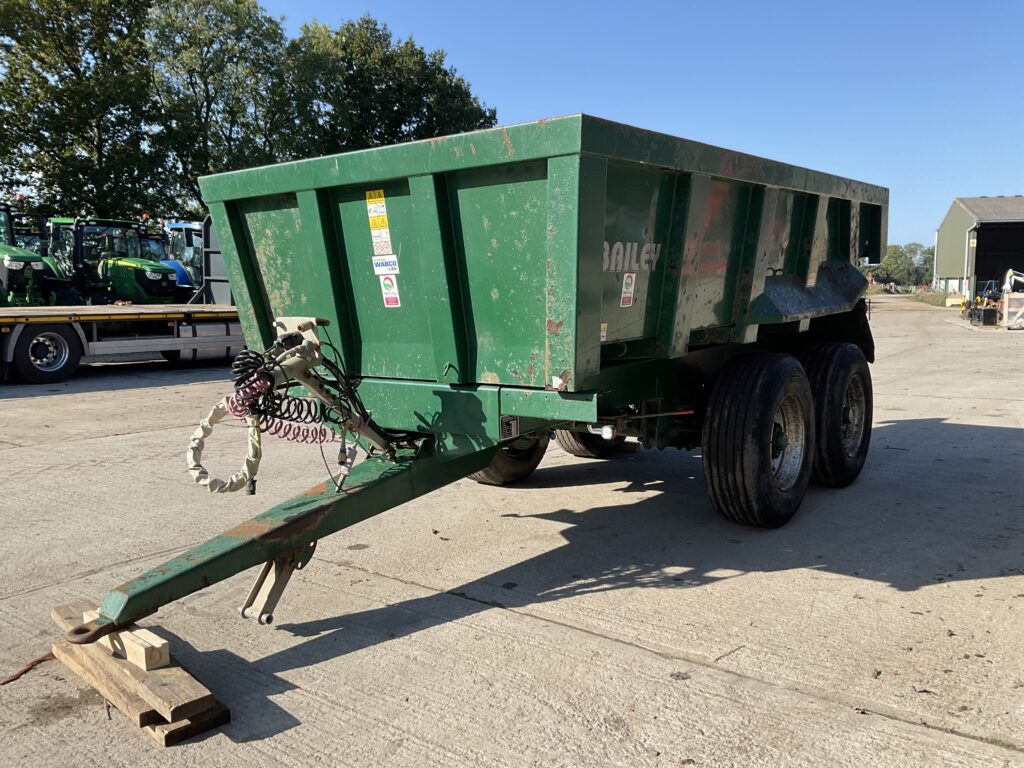 BAILEY 14T DUMP TRAILER