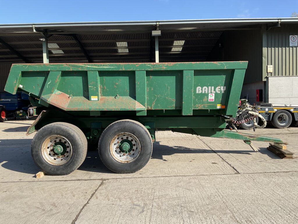 BAILEY 14T DUMP TRAILER