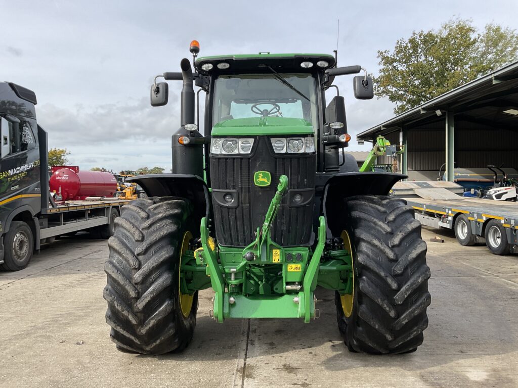 JOHN DEERE 7310R