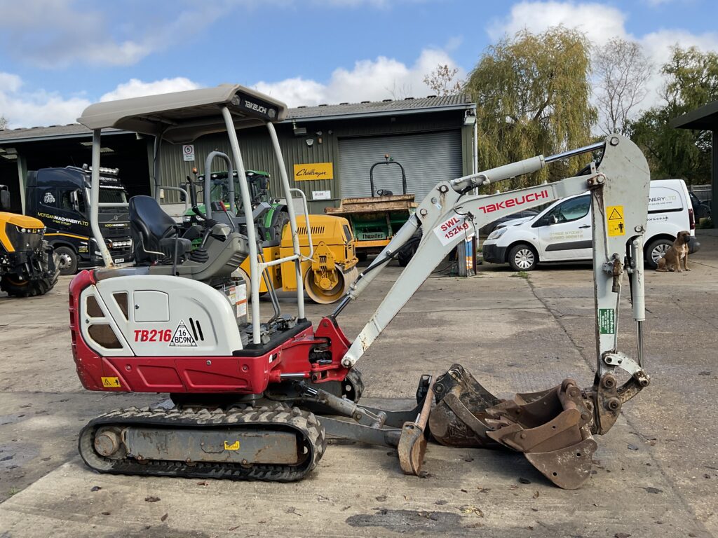 TAKEUCHI TB216