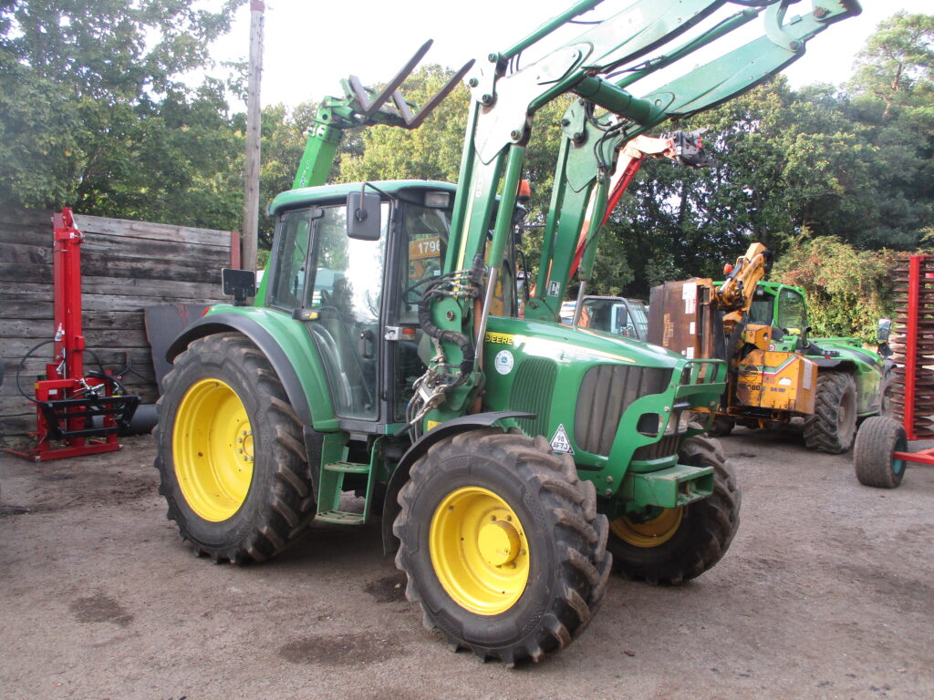 JOHN DEERE 6320SE