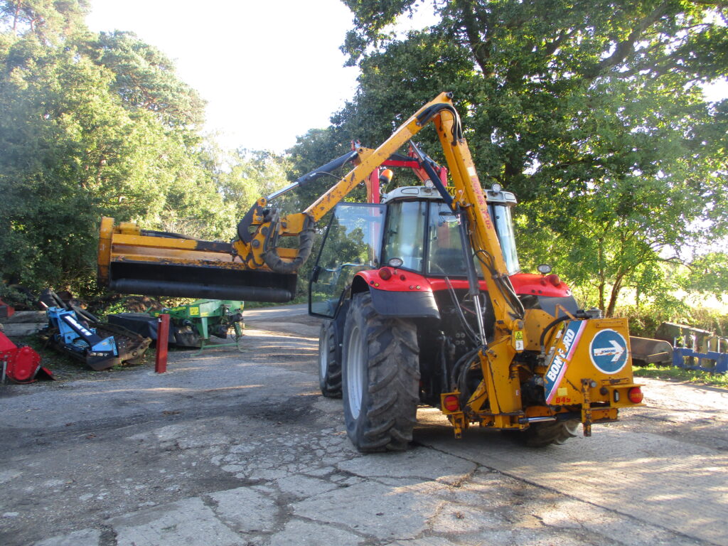 BOMFORD HEDGE CUTTER