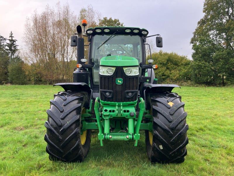 John Deere 6175R