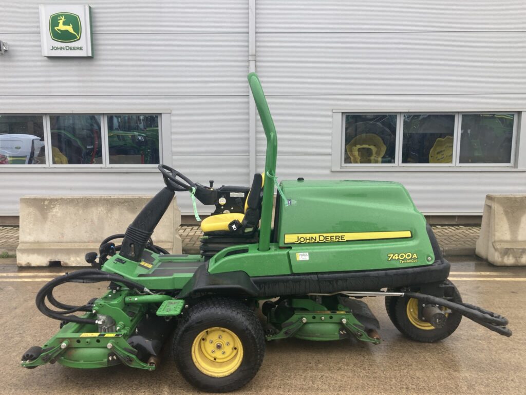 John Deere 7400A utility triple pod rotary mower