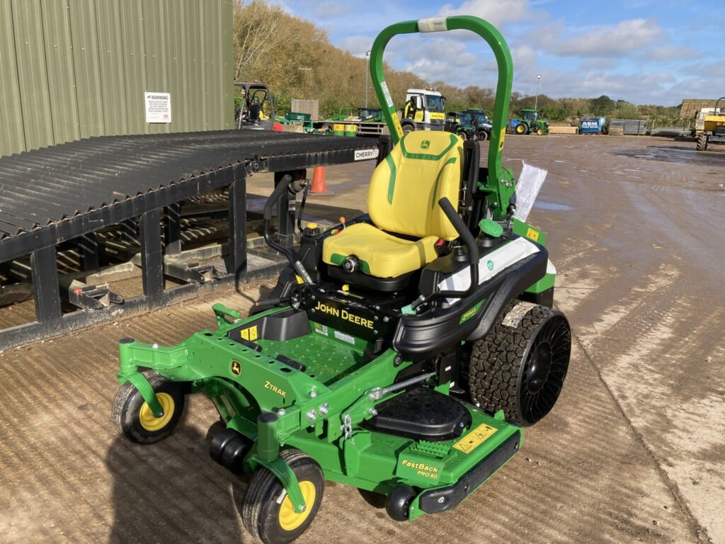 John Deere Z994R zero turn mower