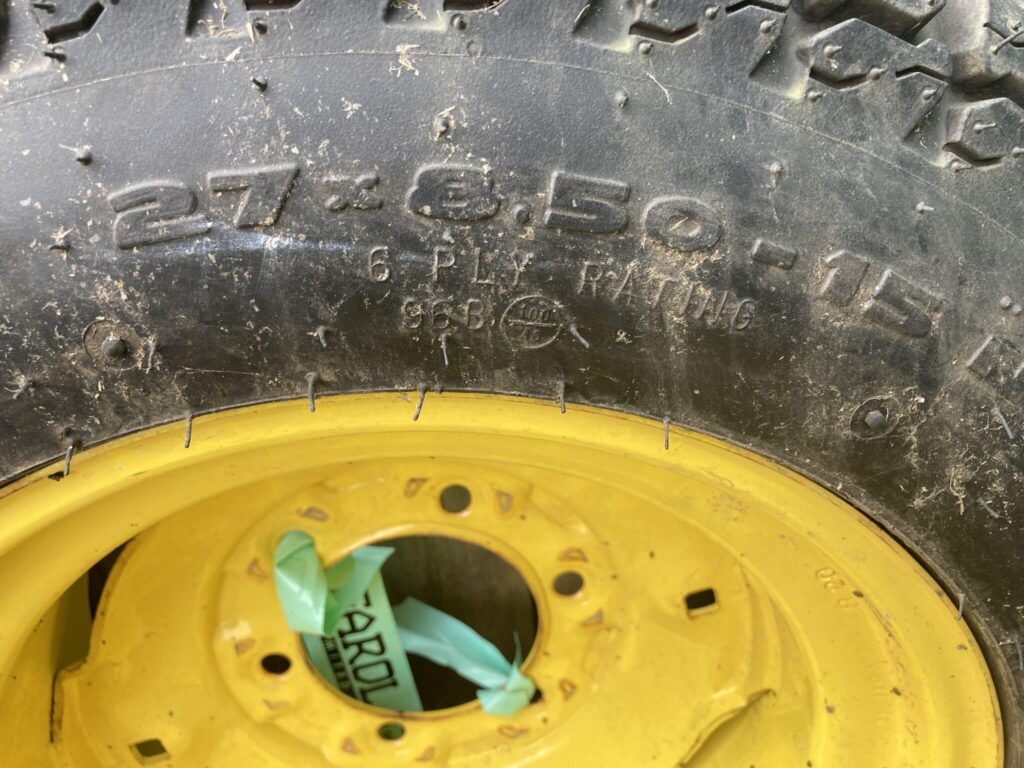 John Deere 3R compact tractor front wheels and tyres