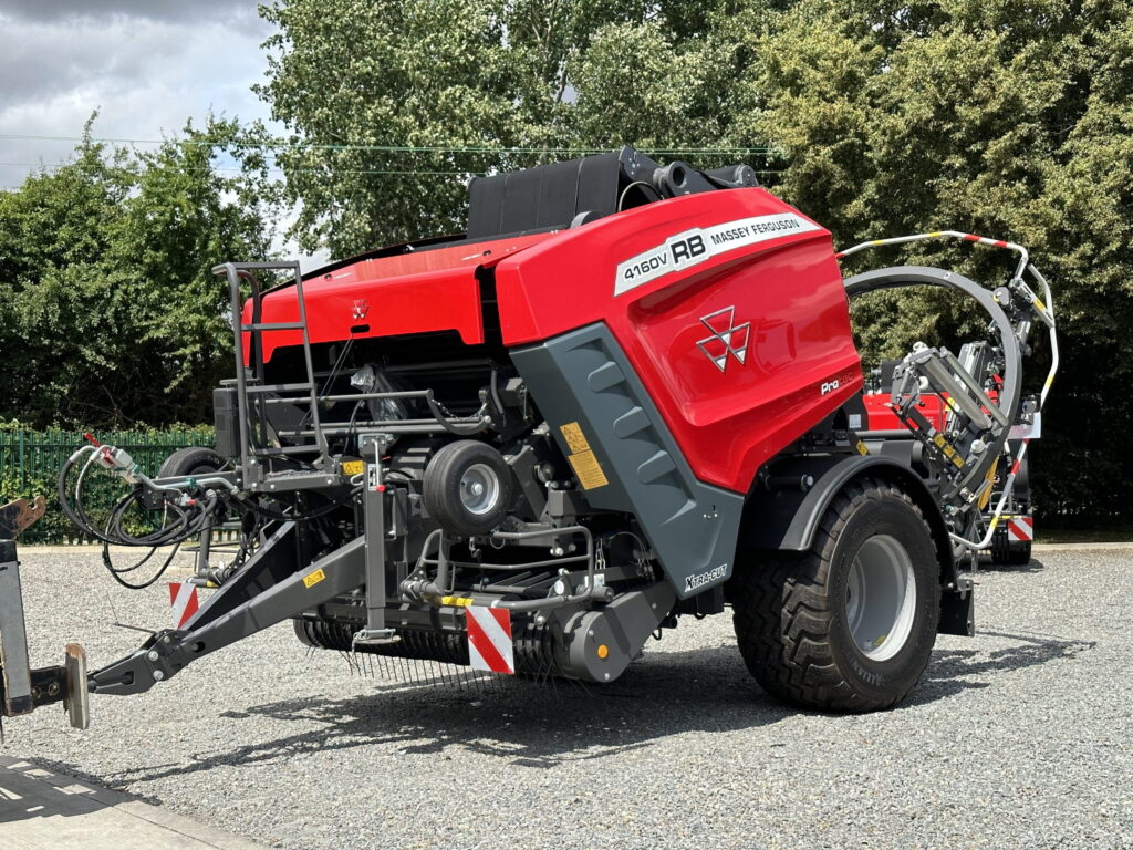 Massey Ferguson 4160V Protec