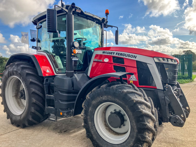 Massey Ferguson 8s.265 Dyna 7 Exclusive