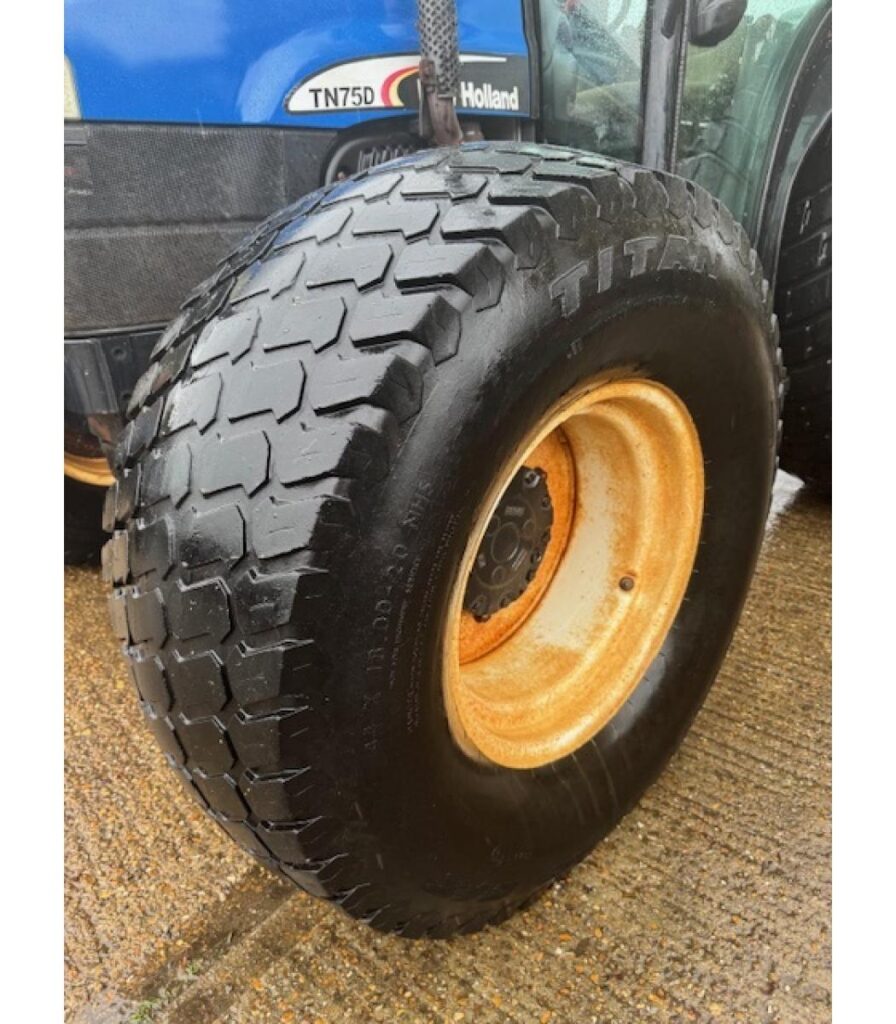 Set of New Holland Grass Wheels